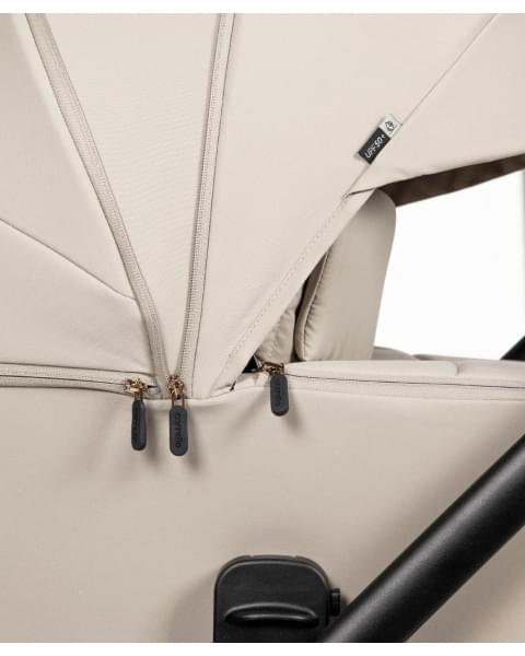 Коляска 2 в 1 Carrello Epica 2026 CRL-8510 Almond Beige