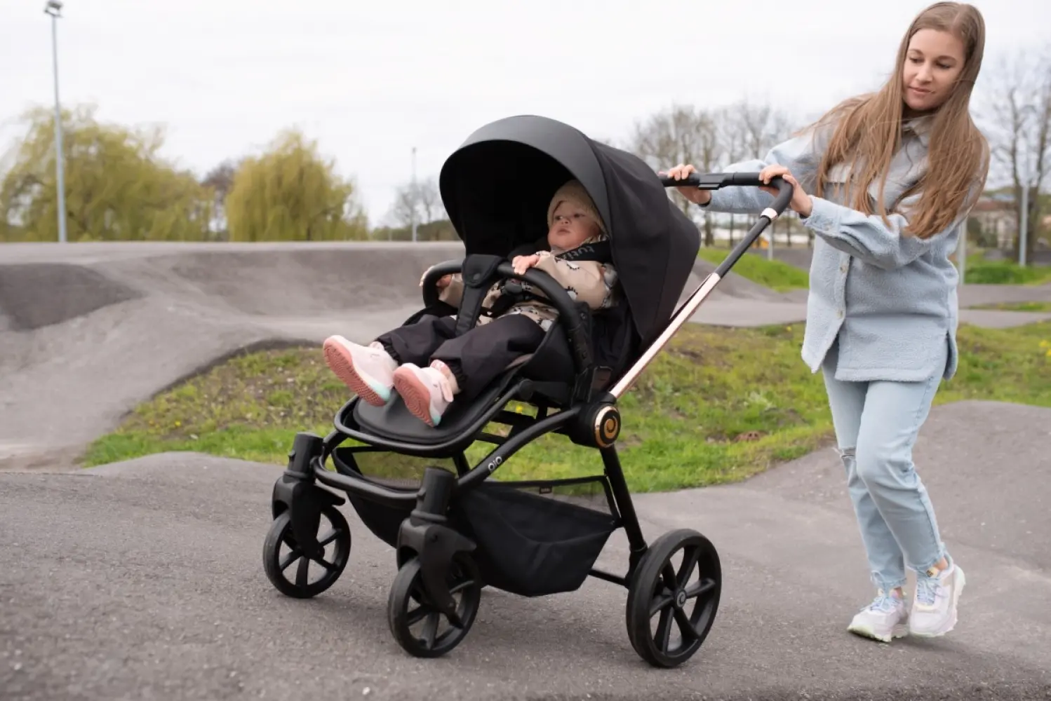 Коляска прогулочная Tutis Gio, Nero (135) купить в Москве на