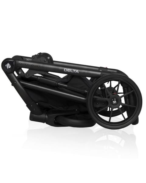 Детская коляска Riko Basic Delta 3 в 1 05 Carbon