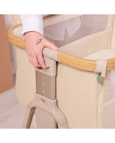 Колыбель приставная Tutti Bambini CoZee Air 2 с колесами Toasted Oak/Sand