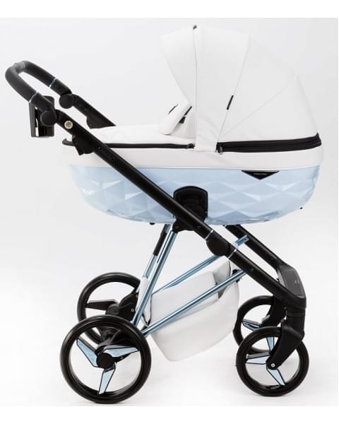 Детская коляска Adamex Quantum Superstar Deluxe 2 в 1 Q-STAR138-K (БЕЛ.КОЖА+ГОЛУБ.ДНО+ГОЛУБ.РАМА)