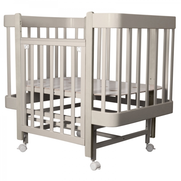 Кровать детская INDIGO Tiny (ложе 100х70, закругленные углы, продольный маятник + колеса) массив б (кашемир-кашемир)