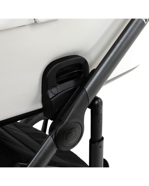 Детская коляска Roan Bass Next Кожа 2.0 3 в 1 с автокреслом Tutis Elo Lux EduSky Black BNL/70/2 Island Stone /Black/ руч.Коричневый