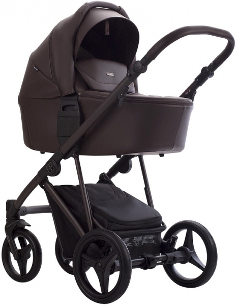 Детская коляска Bebetto Pelpasso Pro 3 в 1 с автокреслом Avionaut Cosmo 05 Brown коричневая кожа/коричневая рама