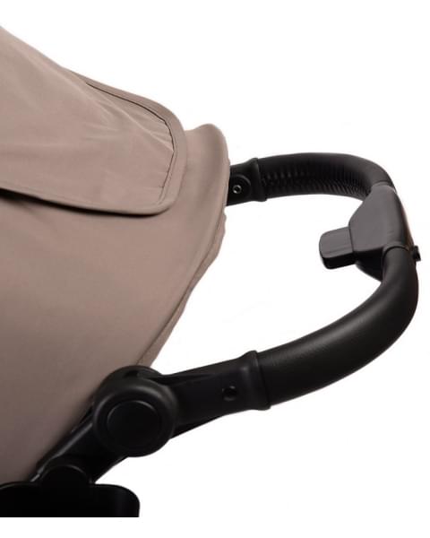 Прогулочная коляска Peppy Polo 2.0 sandstone черная рама, сумка