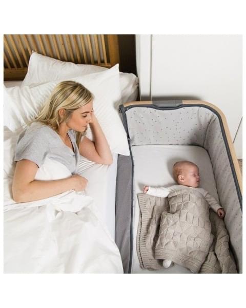 Колыбель Tutti Bambini CoZee c колёсами Oak and Charcoal