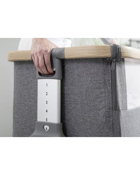 Колыбель Tutti Bambini CoZee c колёсами Oak and Charcoal