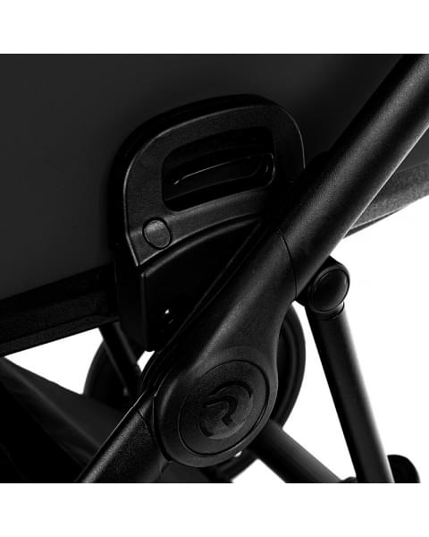 Детская коляска Roan Sol Vintage Leather 2.0 3 в 1 с автокреслом Tutis Elo Lux Edusky Black SL/10/L Black/Black/руч.Черный