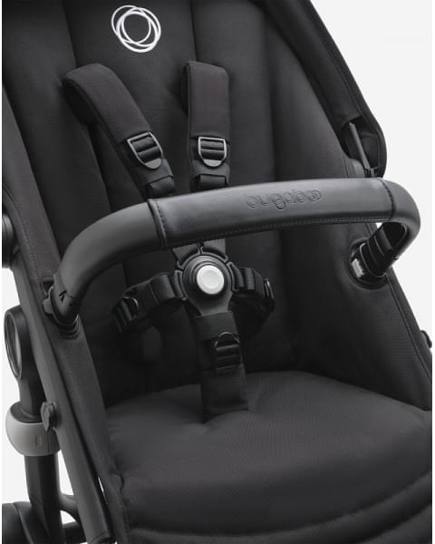 Детская коляска Bugaboo Fox 5 Complete 2 в 1 Black/Midnight Black/Midnight Black