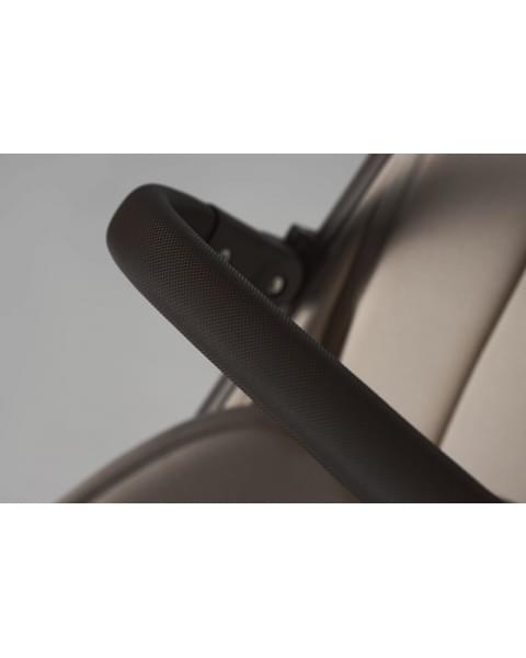 Детская прогулочная коляска Anex Air-Q Vanille