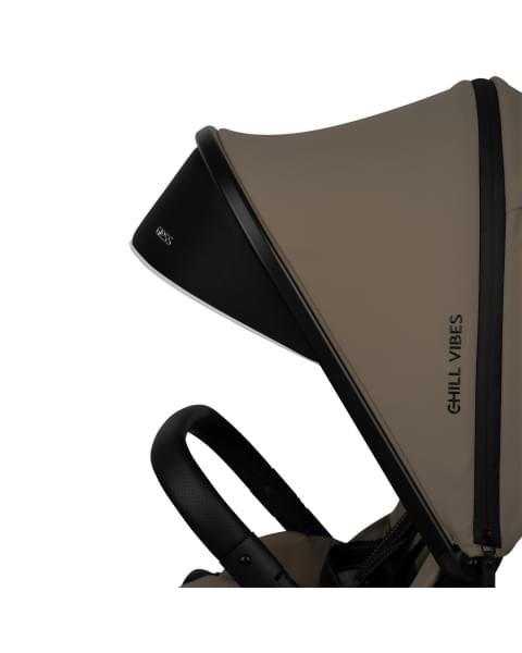 Коляска прогулочная Indigo GLOSS бежевый