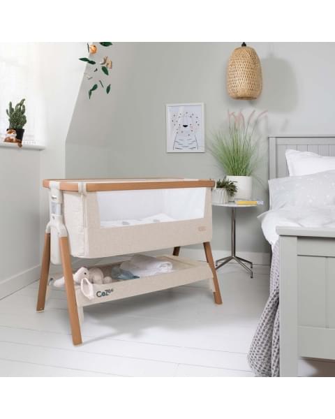 Колыбель Tutti Bambini CoZee с колесами, Scandinavian Walnut / Ecru (Орех / Бежевый)