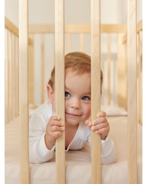 Комплект: Кроватка детская MIRRA LIGHT c матрасом и простынёй от Happy Baby