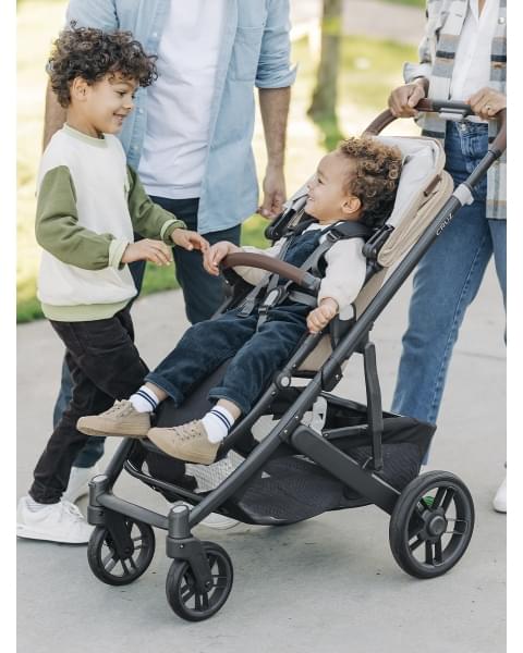 Коляска прогулочная UPPAbaby Cruz V2 LIAM