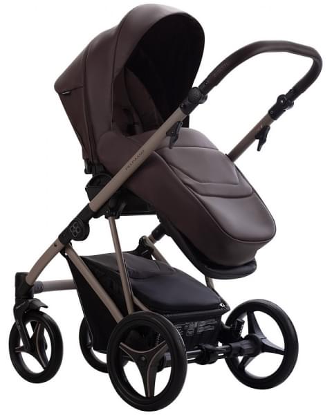 Детская коляска Bebetto Pelpasso Pro 3 в 1 с автокреслом Avionaut Cosmo 05 Kaszmir коричневая кожа/бежевая рама