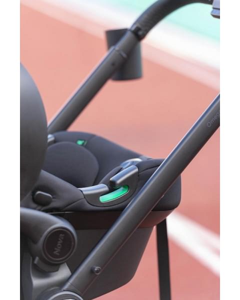 Автокресло Carrello Nova с базой Isofix DK780 (0-13 кг) Black Line