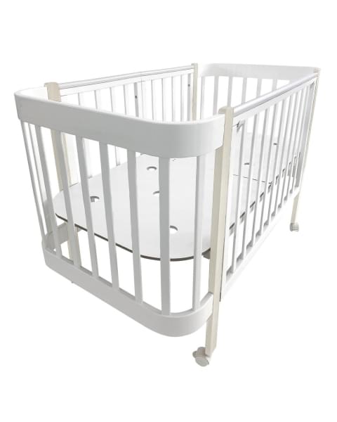 Кровать детская Indigo Italiano Baby продольный маятник на колесах белый-кашемир