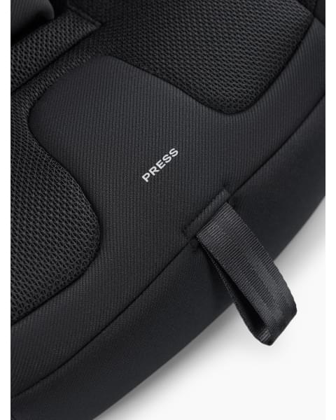 Автокресло FIXER (9-36 кг) от Happy Baby total black