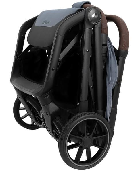 Детская прогулочная коляска Pituso Ice IC/002 Graphite