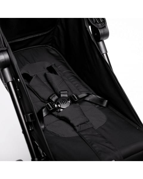 Прогулочная коляска Peppy Aero Black cosmos черный