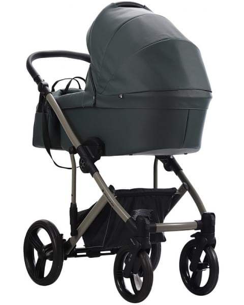 Детская коляска Bebetto Magnum Light Pro 3 в 1 с автокреслом Avionaut Cosmo 08 зеленая кожа