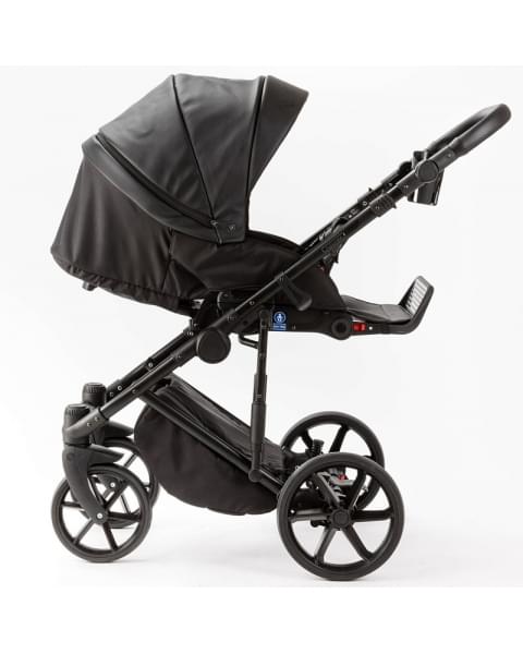 Детская коляска Adamex Locco Light Deluxe 2 в 1 LL-SA02 (ЧЕРН.КОЖА)