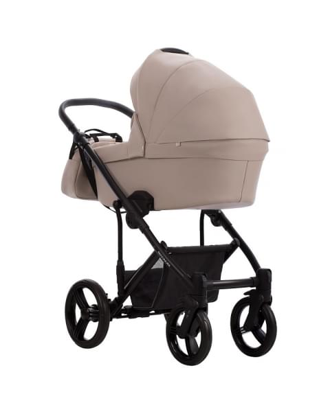 Детская коляска Bebetto Magnum Light Pro 3 в 1 с автокреслом Avionaut Cosmo 01 св.бежевая кожа