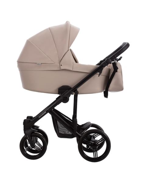 Детская коляска Bebetto Magnum Light Pro 3 в 1 с автокреслом Avionaut Cosmo 01 св.бежевая кожа