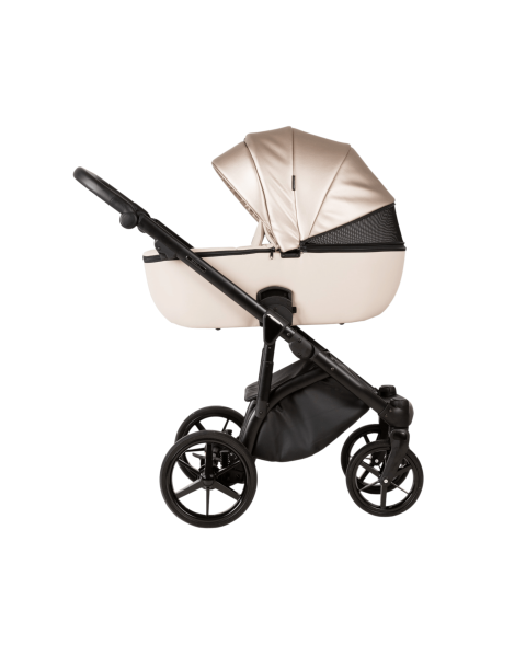 Детская коляска Adamex Nola Deluxe 3 в 1 N-SD10 (СВ.БЕЖ КОЖА + БЕЖ.ПЕРЛ.КОЖА)