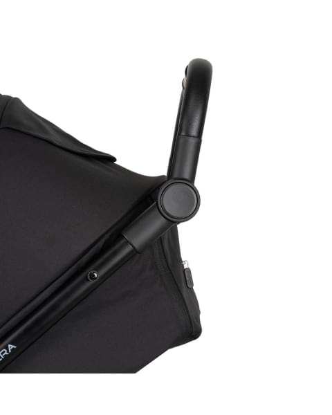 Коляска прогулочная Indigo ERA черный