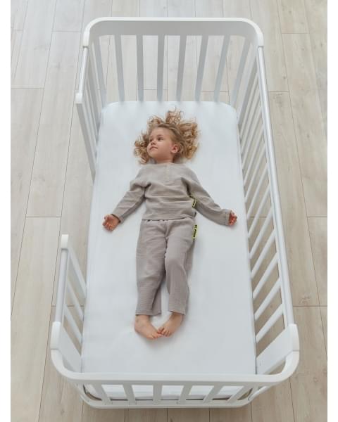 Простыня на резинке 145х70 см от Happy Baby