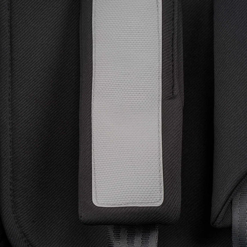 Автокресло Indigo TOURNEO S isofix 0+1+2+3 (0-36 кг) черный твил